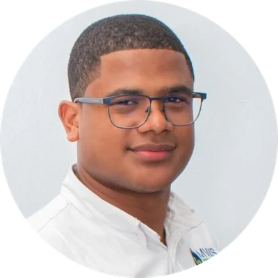 Julio De La Rosa, Encargado de Logística de MWS